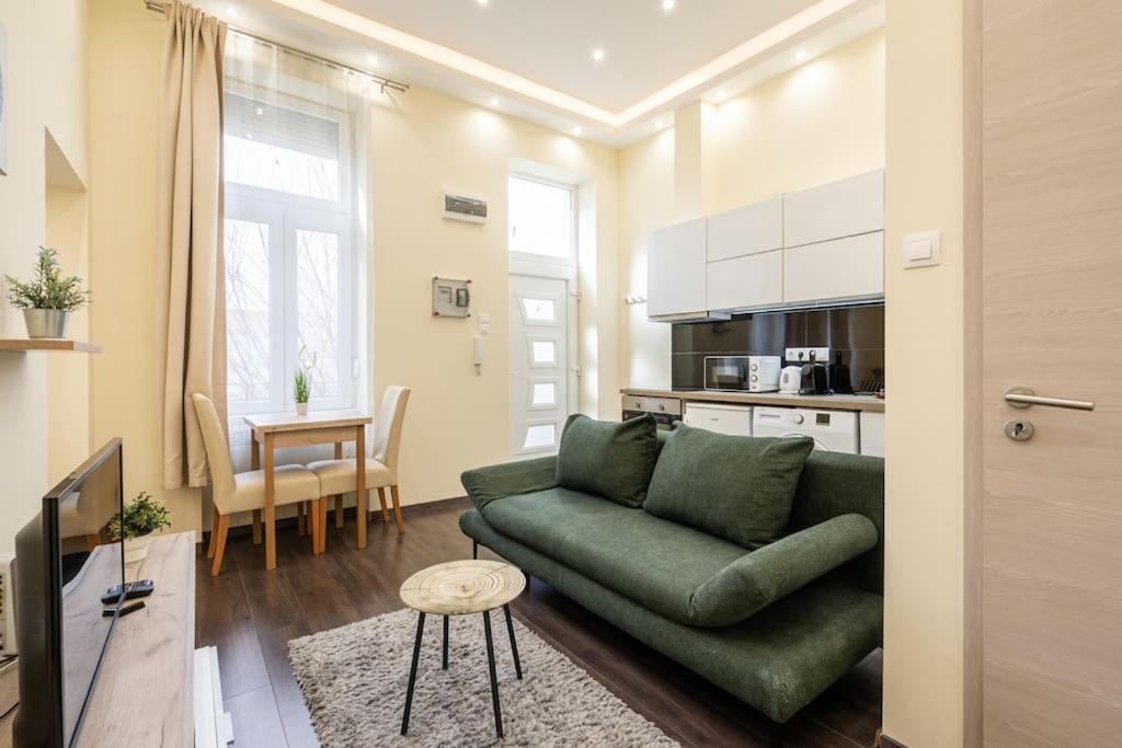 Peppy Home Of Harmony Budapesta Exterior foto