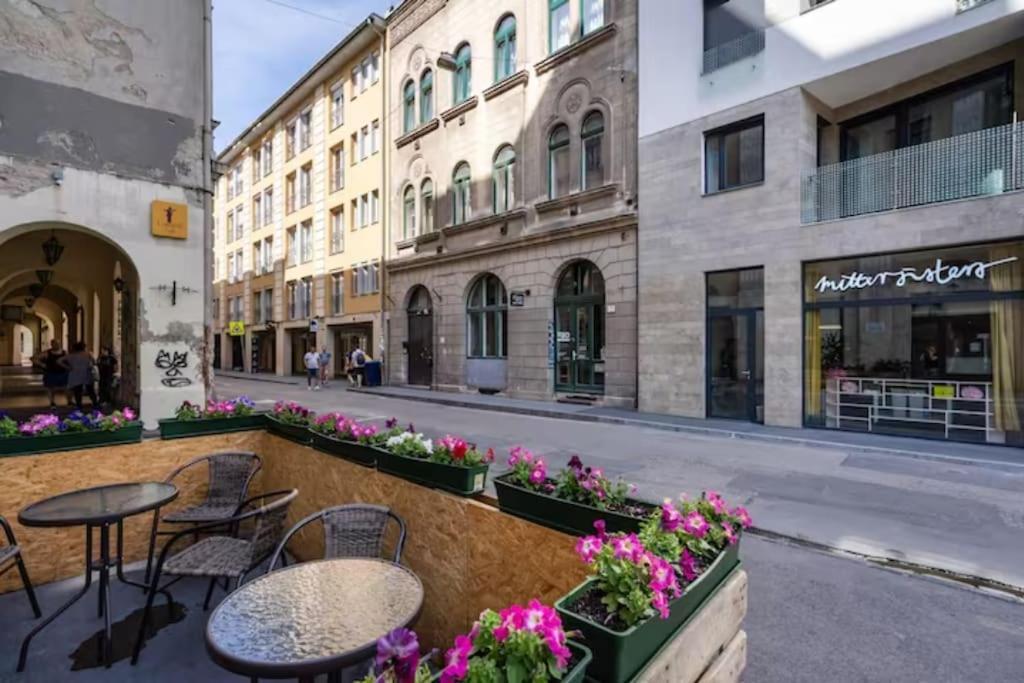 Peppy Home Of Harmony Budapesta Exterior foto